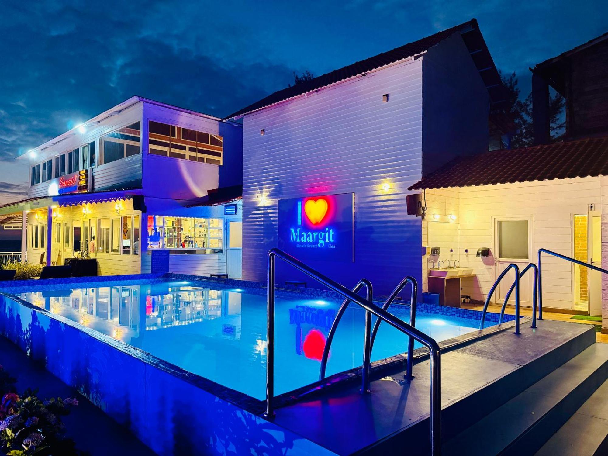 Maargit Beach Resort Mandrem Bagian luar foto