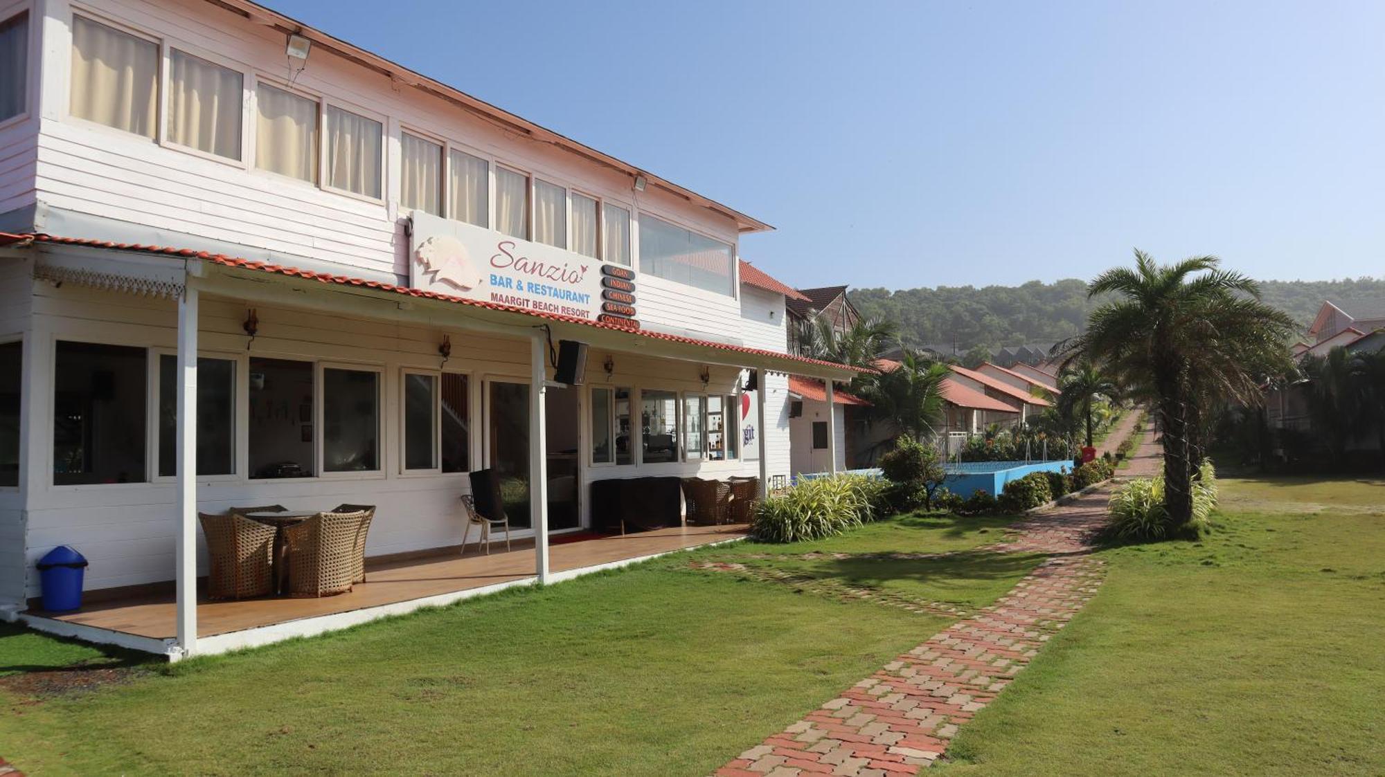 Maargit Beach Resort Mandrem Bagian luar foto