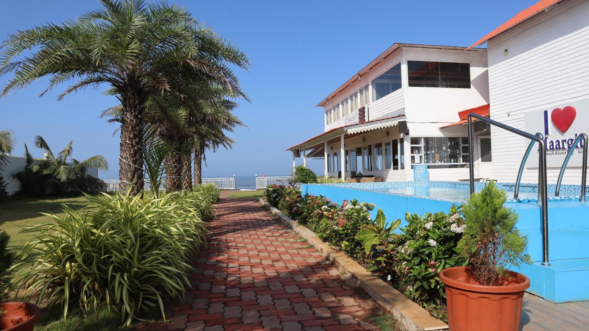 Maargit Beach Resort Mandrem Bagian luar foto