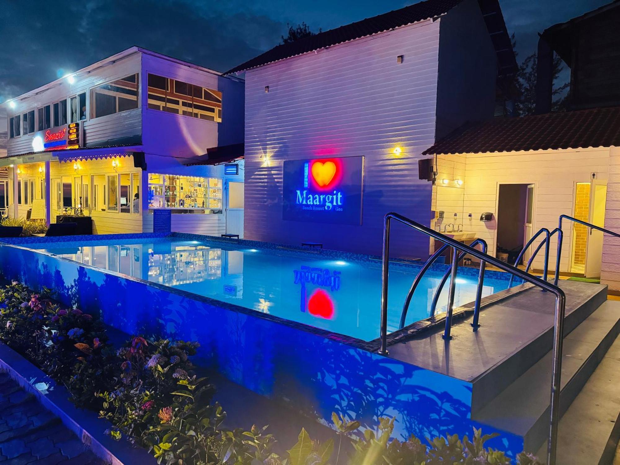 Maargit Beach Resort Mandrem Bagian luar foto