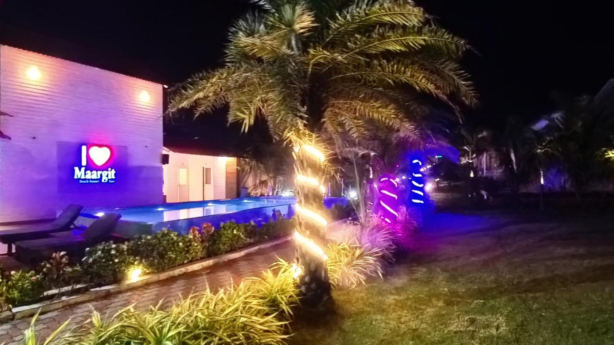 Maargit Beach Resort Mandrem Bagian luar foto
